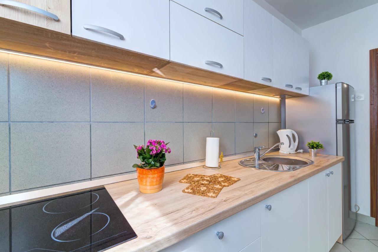 Apartments By The Beach Adela Senj Senj  Exterior photo